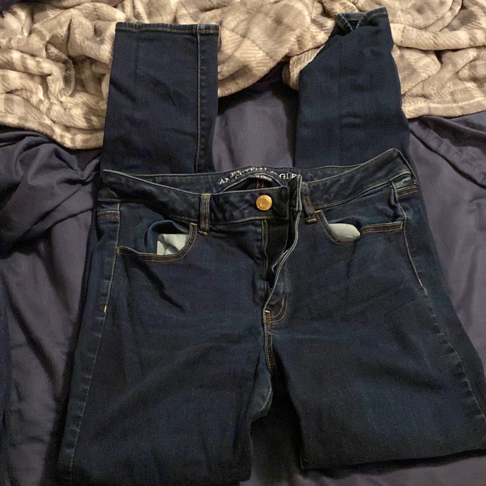 Dark wash American Eagle jeggings